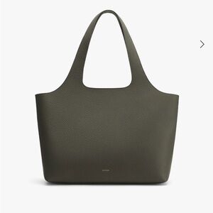 Cuyana system tote 16 inches